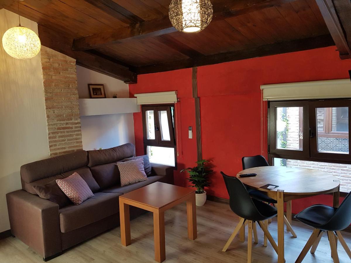 Apartamentos Alcantara Toledo Exterior photo